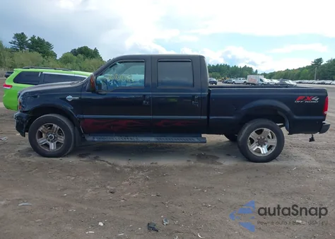 2005 Ford F-250 Lariat/Xl/Xlt from USA, damaged, VIN 1FTSW21P45ED14484